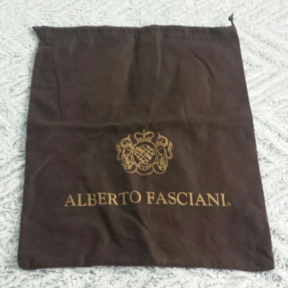 1 Alberto Fasciani dust bag